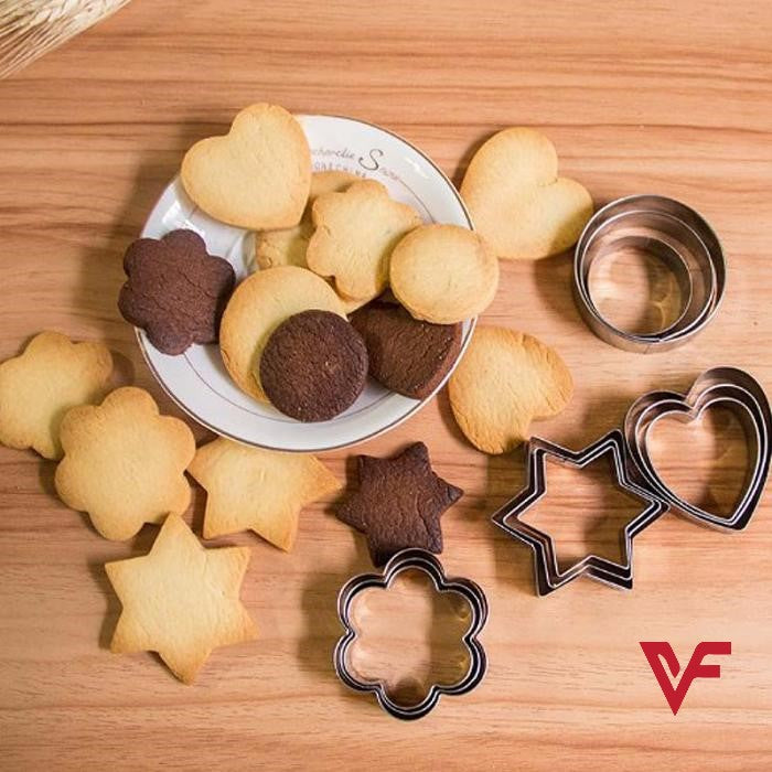 12-Piece Stainless Steel Cookie Cutter Set �DIY Baking Molds in Star, Heart &amp; Various Shapes �Multi-Purpose Kitchen Tools for Cookies, Cakes, Fried Eggs &amp; More