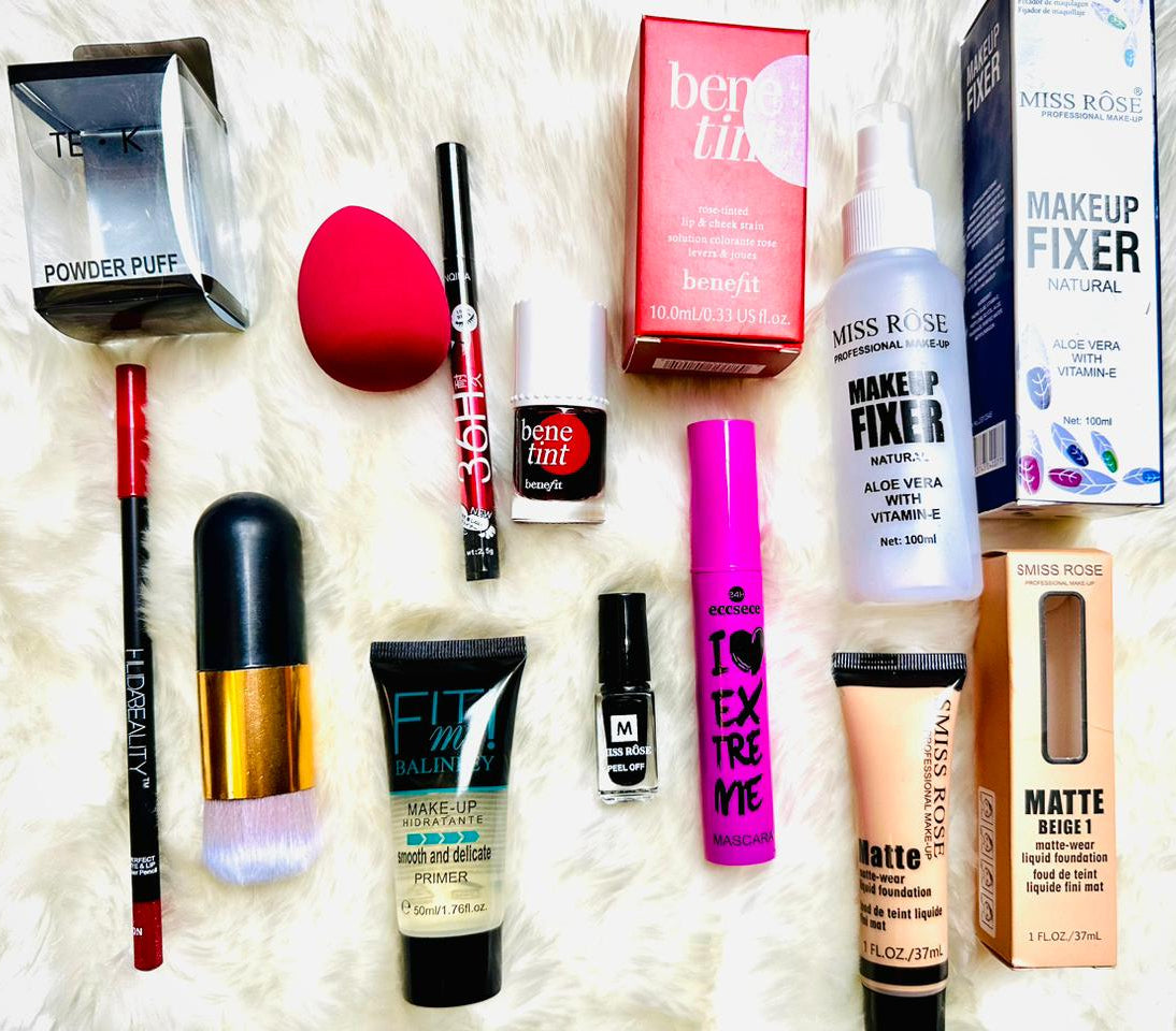 10 in 1 Makeup Deal – photo 1