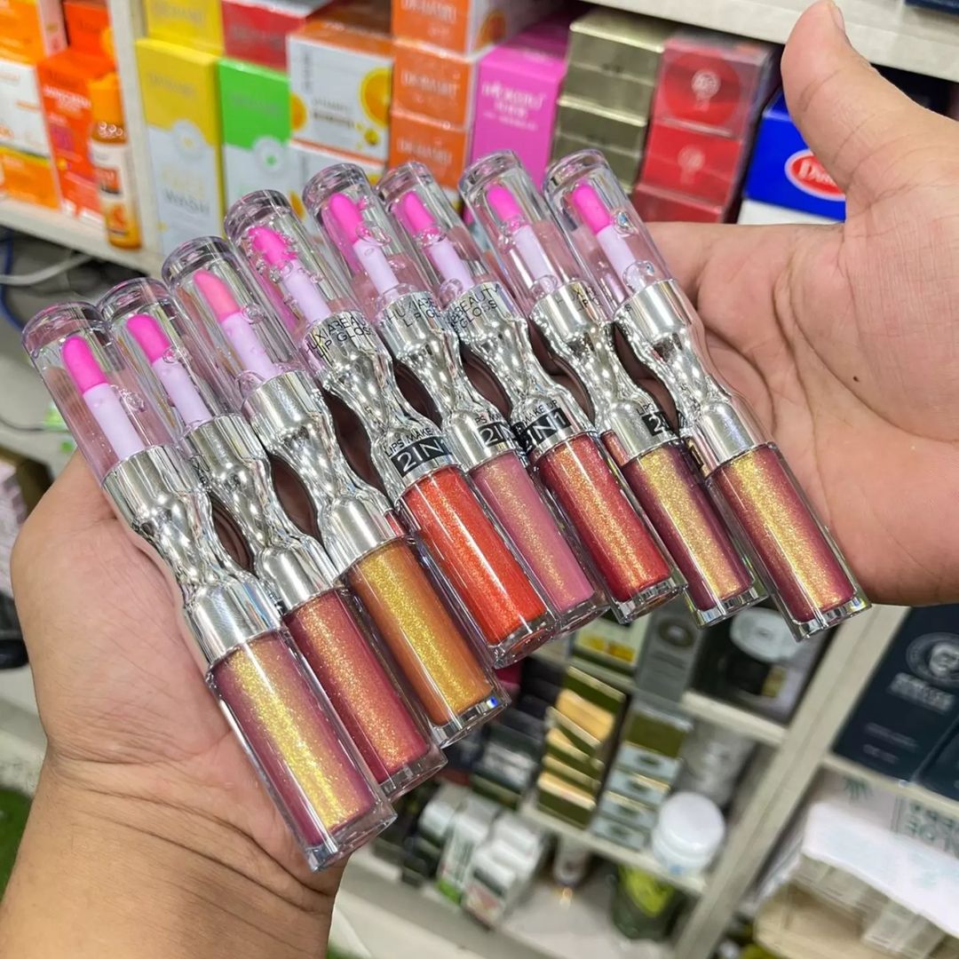 2 in 1 Hydrating Lipgloss + Lip Oil (random color) pack of 2?