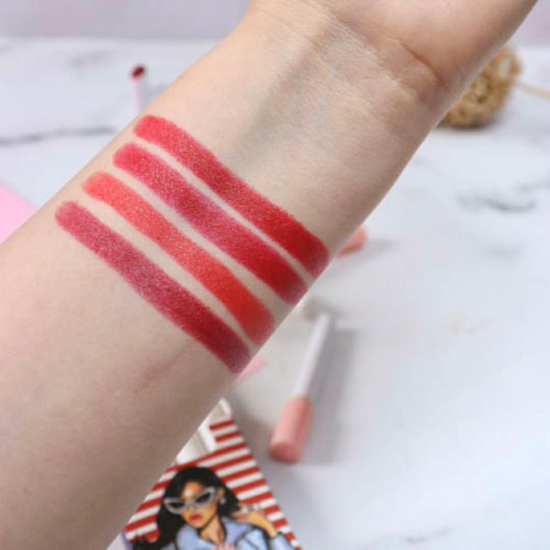 Pack of 4 High Pigment Lipstick, Fatty Base Lipstick Naturally Tint Your Lips To Soft And Comfortable Matte (random color)