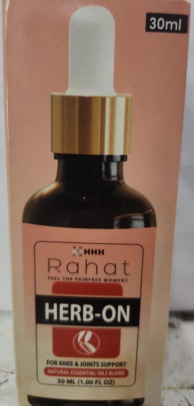 Rahat  Herb on Oil 30ml for pain in joints, back pain, arthritis pain, knee pain, tennis elbow, strains and sprains