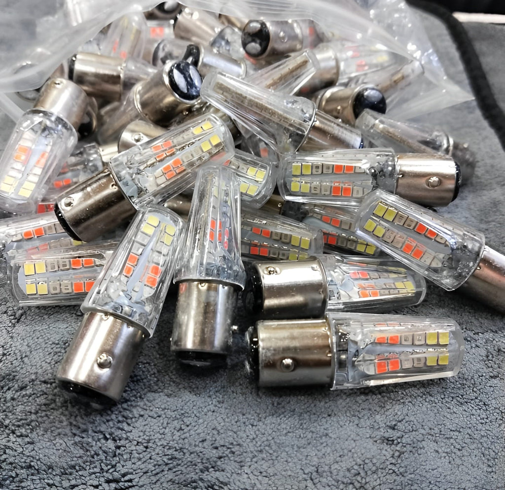 LED Backlight Bulb 6 Functions, 4 Colors - Perfect for Bikes, CD 70, CG125, Cars, and Jeeps