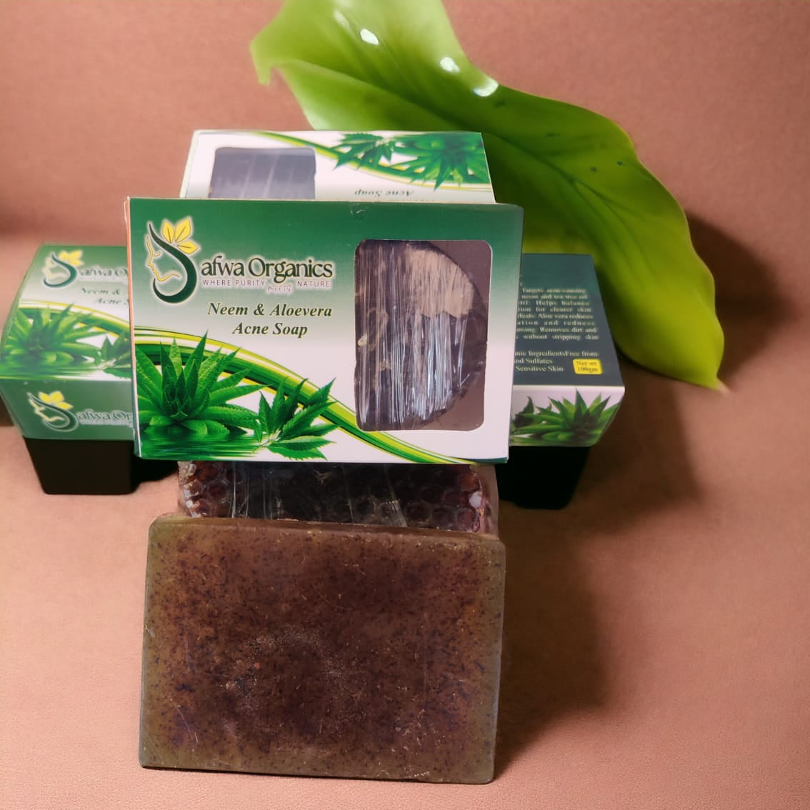 Safwa Organics Neem &amp; Aloe Vera Handmade Soap �Acne-Fighting Natural Cleanser 100g