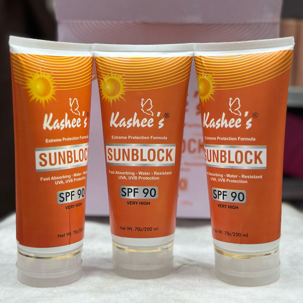 01 Pc Kashee? Sunblock SPF 90 �Extreme Protection Formula | Fast Absorbing Water Resistant UVA, UVB Protection 200ml