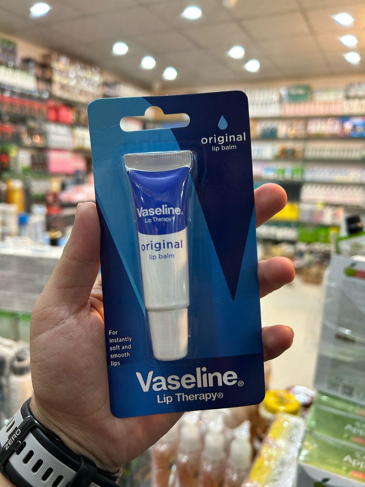 Vaseline Lip Balm �10g Moisturizing Care for Soft, Smooth Lips