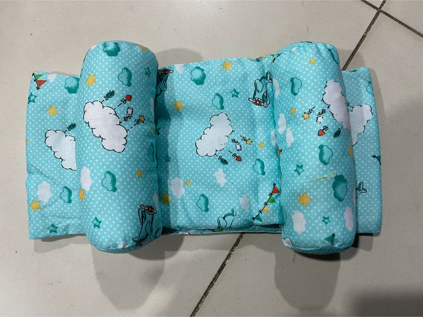 Soft Head Shaping Newborn Pillow for Flat Head Prevention, Breathable &amp; Portable Infant Cushion - Baby Head Shaping Pillow - Adjustable Newborn Baby Head Shaping Pillow ( Random Color &amp; Design ) - Without Box