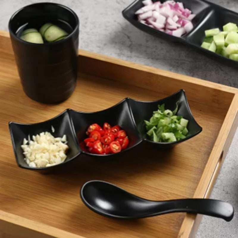 3-Compartment Dipping Sauce Dish �BPA-Free Plastic Condiment Server for Hot Pot, Sushi, Appetizers �Microwave &amp; Dishwasher Safe (random color)