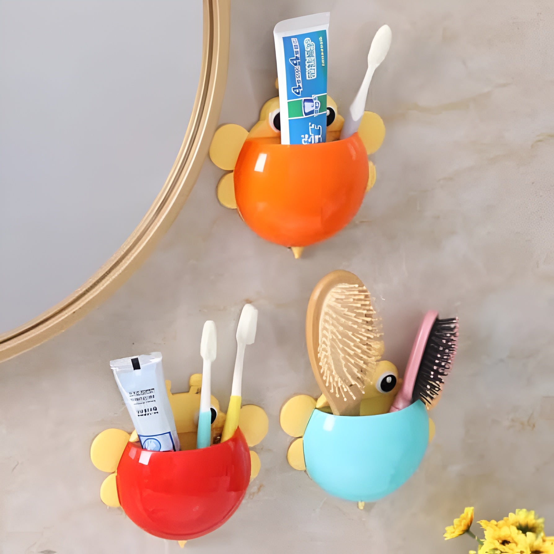 Bee Shaped Plastic Toothbrush Holder with Suction Hook �Cute Wall Mounted Toothbrush Stand for Kids &amp; Travel (Random Colors)