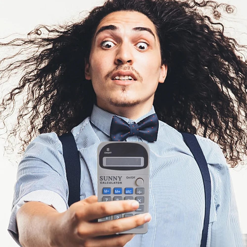 Electric Shocking Fake Calculator �Funny Prank Toy Gadget for Adults &amp; Teens, Ideal for Holidays, Halloween, Birthdays, and Party Tricks