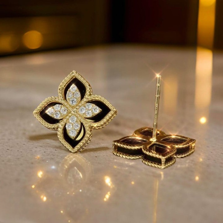 Black and Gold Floral Earrings �Sparkling Four-Leaf Studs with Cubic Zirconia (PJT-991)