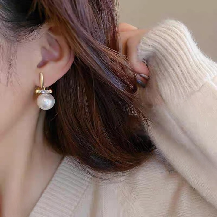 Elegant Pearl Drop Earrings for Women �Stylish Dangle Earrings with Rhinestone Accent (AXT-102) - SILVER