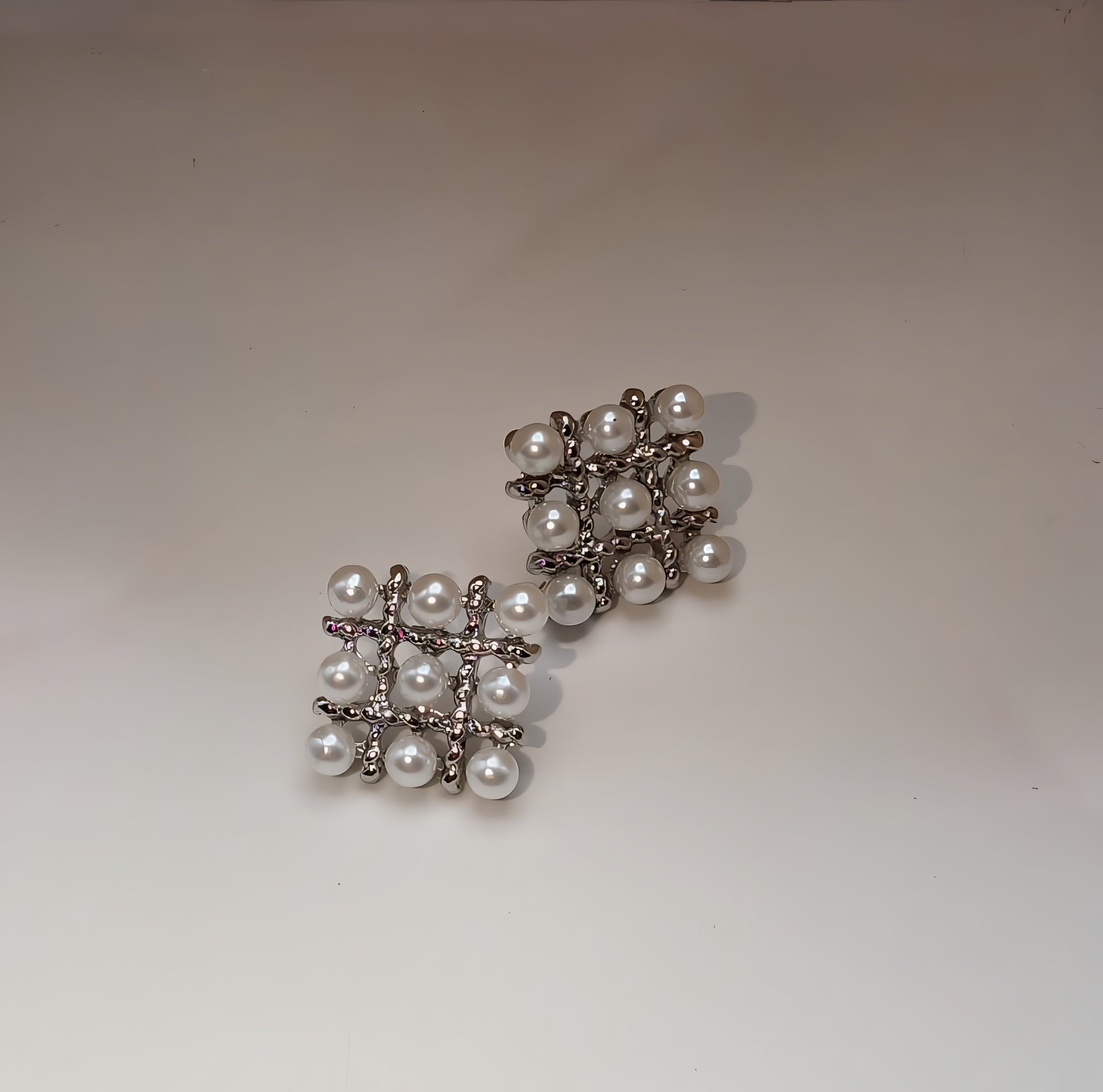 Pearl Square Korean Earrings �Elegant Women? Fashion Jewelry in Silver and Golden Colors PJT-106 - Golden