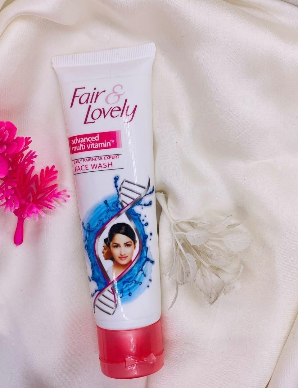 Fair & Lovely Advanced Brightening Face Wash – photo 3
