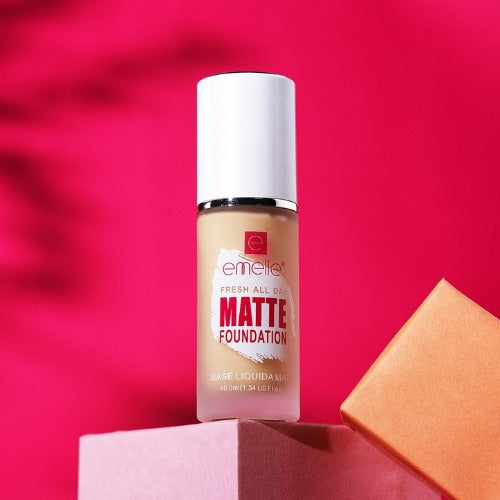 Emelie Liquid Matte Foundation �Long-Lasting, SPF 25, 2-in-1 Coverage - Shade 1 40 ML