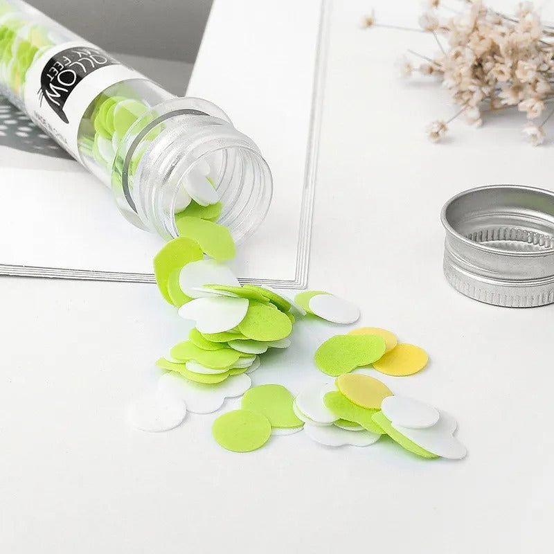 Outdoor Portable Hand Washing Disposable Soap Paper Flakes �100 PCs in Flower Tube Bottle (Random color)