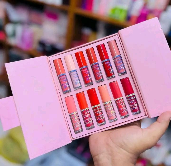 12 Pcs Mocallure High Pigmented Velvet Lip
