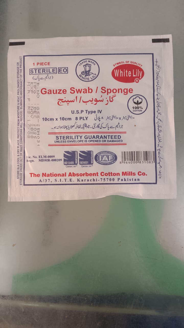 Lily Gauze Swab / Sponge Pad �Pack of 12 Sterile, Soft & Absorbent Medical Pads for Wound Care, Dressing, Cleaning & First-Aid Use