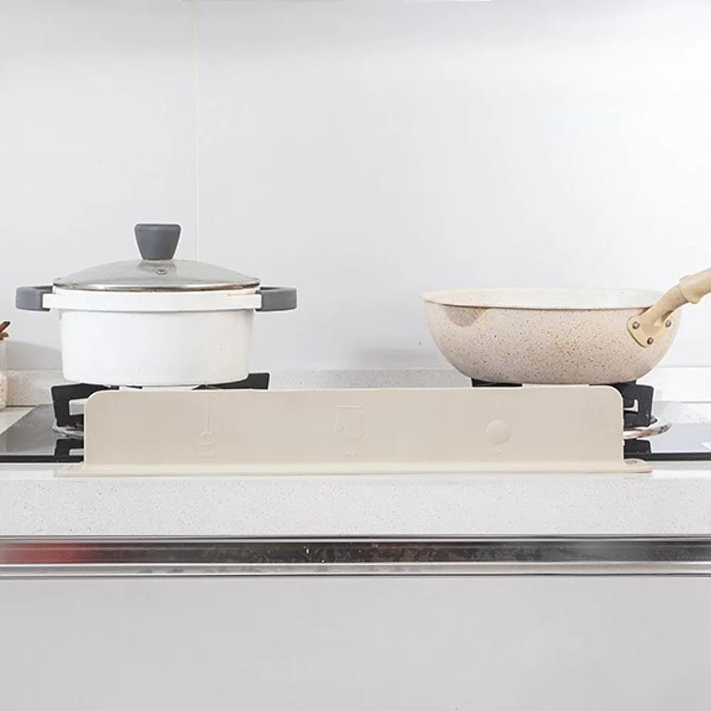 Stylish Kitchen Sink Splash Guard Water Barrier