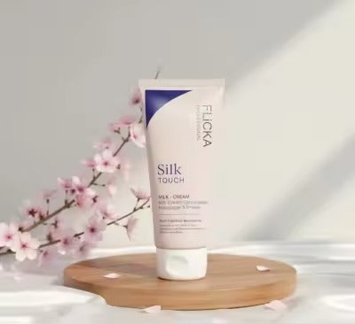 FLiCKA Silk Touch 3-in-1 Moisturizer & Primer | Hydrating, Lightweight, Long-Lasting | Pore Minimizer |