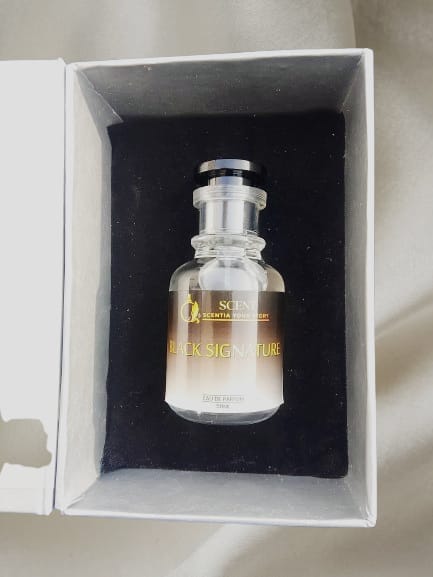 Scentia Your Story Black Signature Perfume �Everglow Edition Long-Lasting Luxury Fragrance ~ 50 ML
