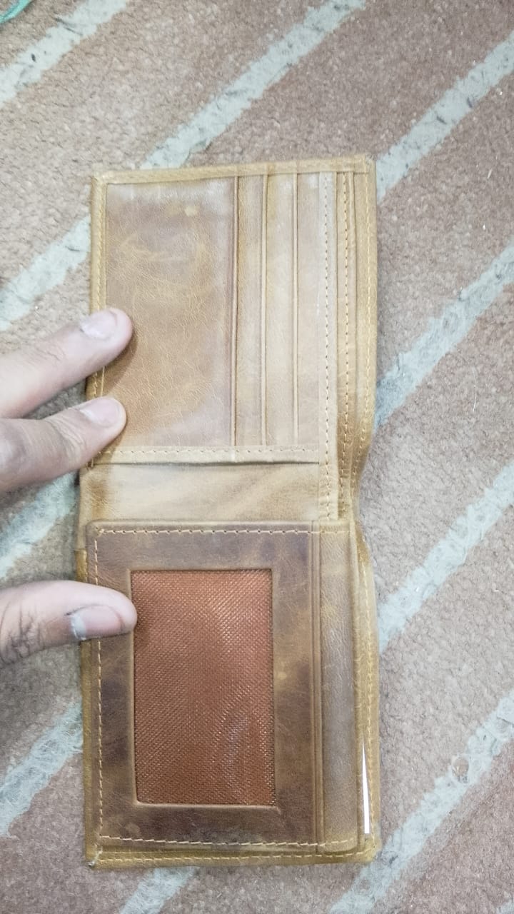 Genuine Leather Wallet for Men | Slim Bifold Design | Multiple Card Slots | Stylish & Durable Everyday Accessory