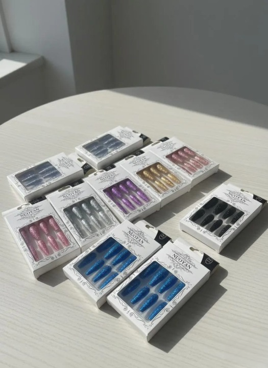 Multicolor Glittery Long Stick-On Artificial Nails