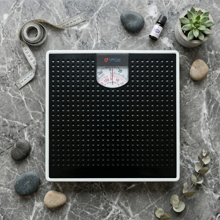 Life Care Medical Mechanical Personal Scale For Body Weight Tracking | 120kg Capacity