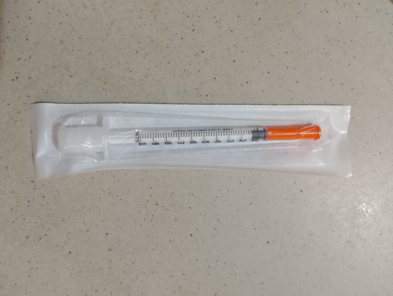 Star Fine Insulin Syringes �100 Pcs Box | Ultra-Fine Needle, Sterile & Single-Use Medical Syringes