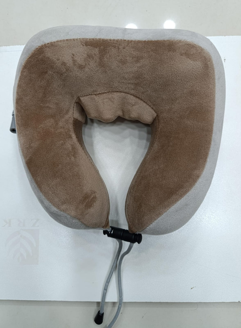 Rechargeable Neck Massager U-Shaped Pillow �Multifunctional Portable Shoulder & Cervical Relaxing Massage for Home, Car, Outdoor