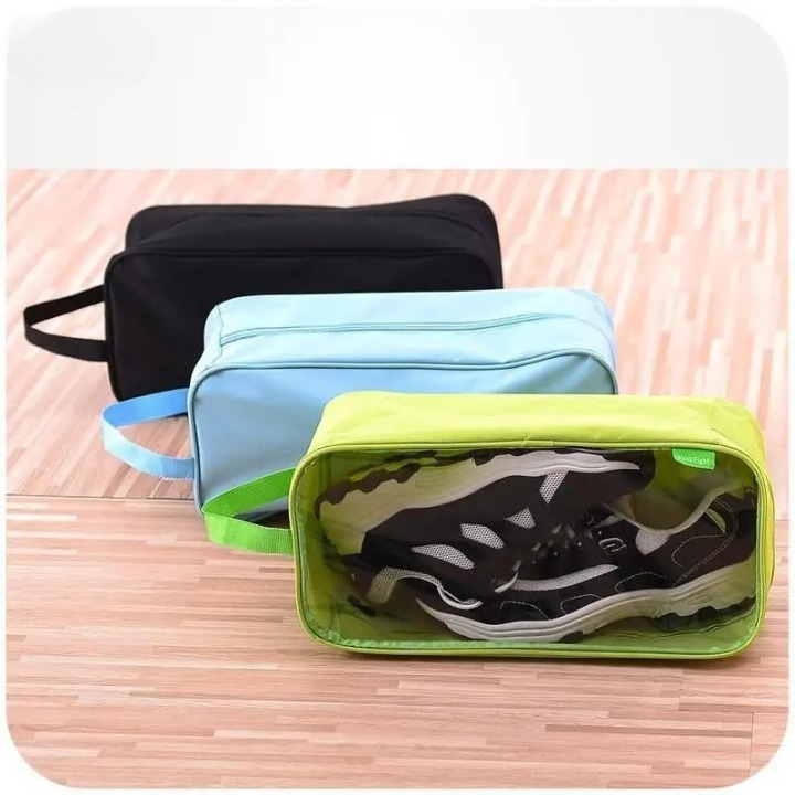 Waterproof Travel Shoe Bag �Portable Ventilated Gym Organizer for Sports Shoes, Yoga, Basketball & Football �Odor-Proof (Random color)
