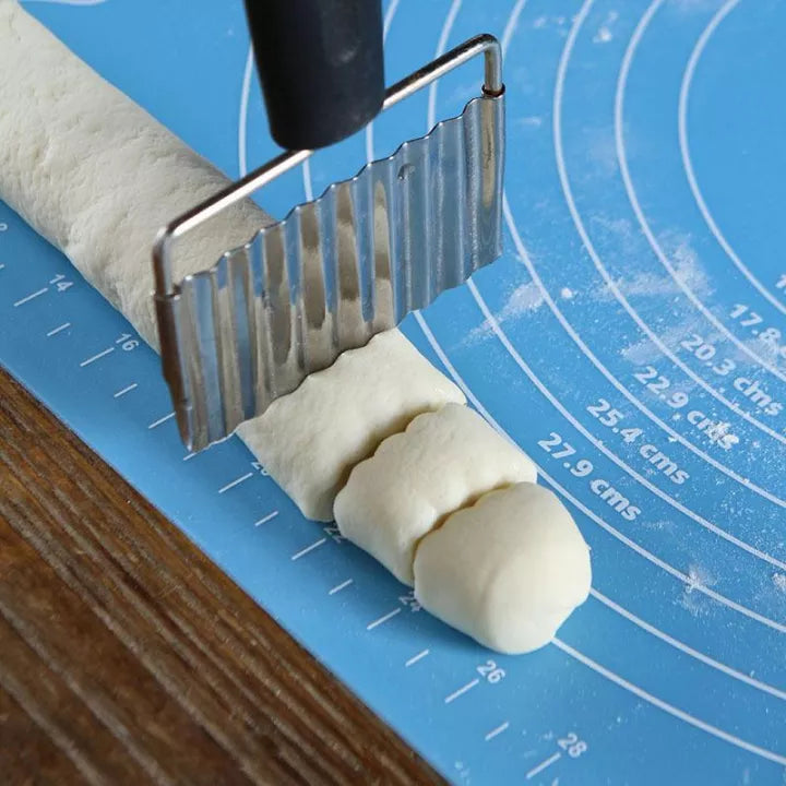 Big Size Silicone Baking Roti Mat With Measurements Heat Resistant Cookie Sheet Oven Liner | Non Stick Flour Rolling Mat | Baking Mat Kneading Dough Pad (Random Color)