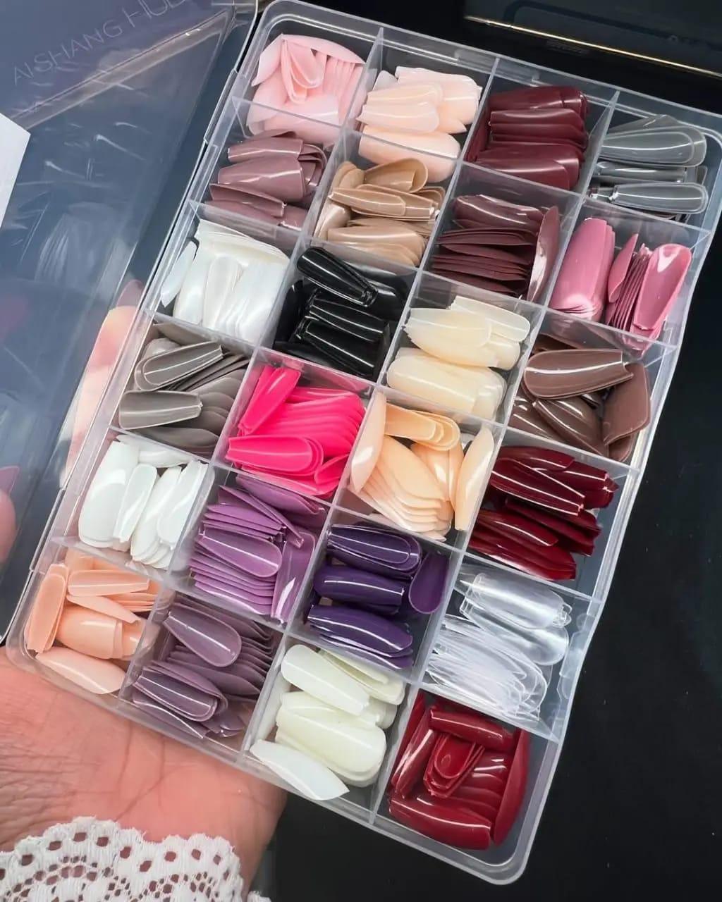 576 Pcs Multicolor Stick-On Artificial Nails Box