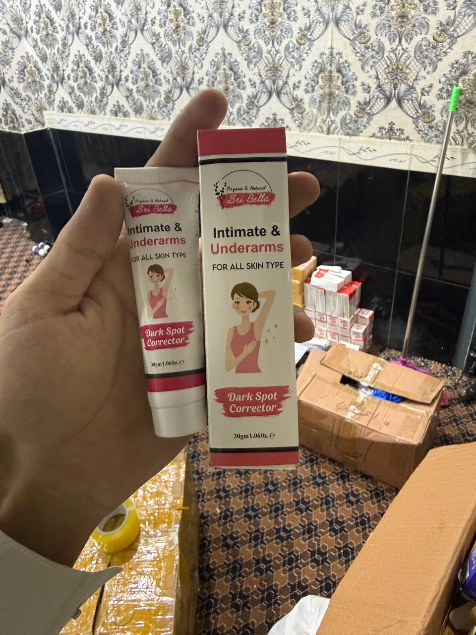 Sei Bella Intimate & Underarms Dark Spot Corrector Cream �Organic & Natural Skin Lightening Cream for All Skin Types - 30g