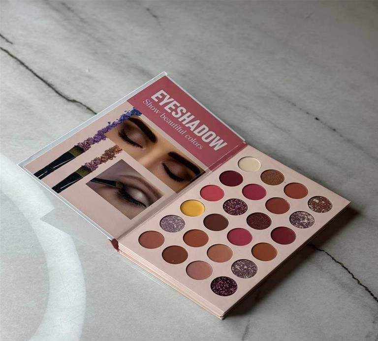 Mocallure 4 In 1 Eyeshadow Palette Book/  Eyeshadow Palette  Blush and eyeshadow Palette