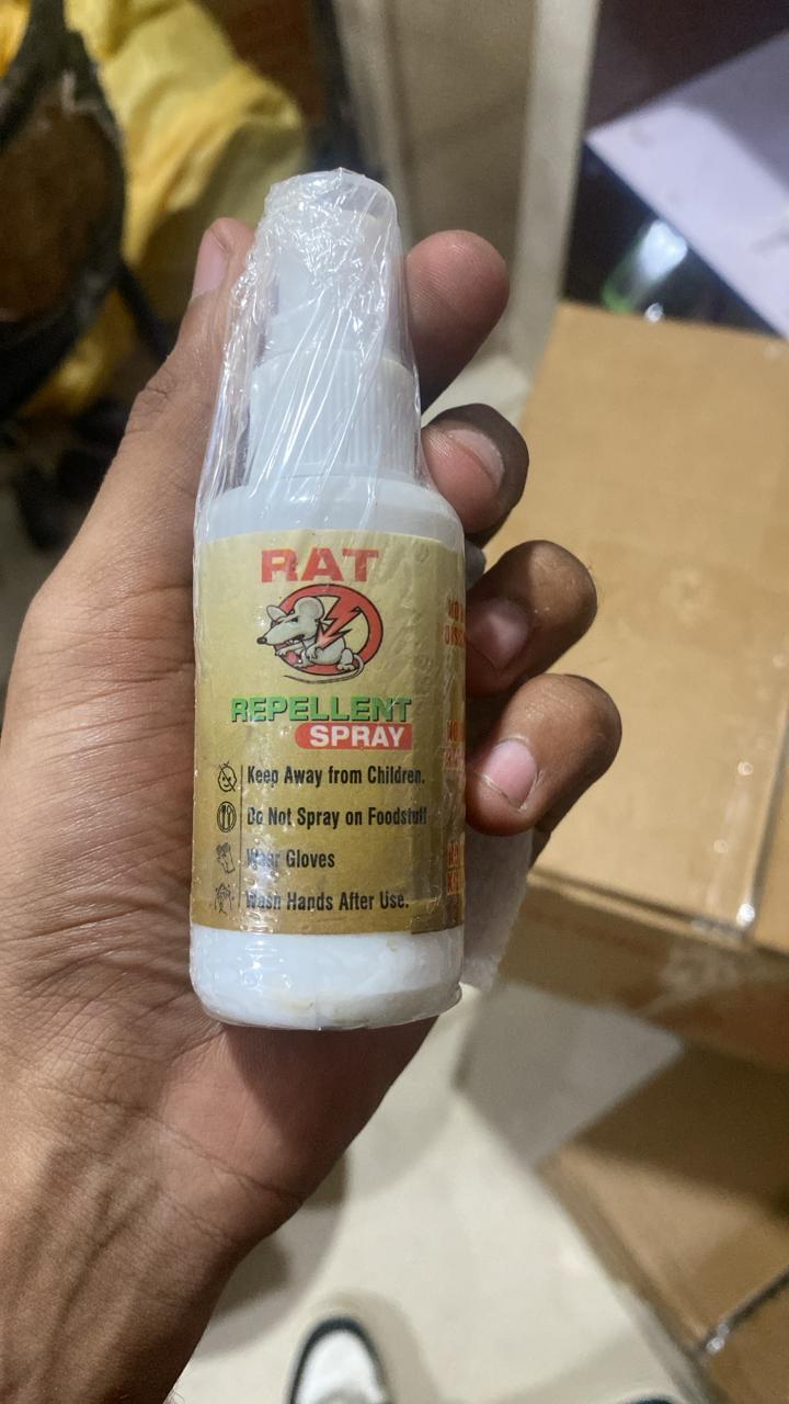 Rat Repellent Spray 50ml �Natural, Safe &amp; Non-Toxic Rodent Deterrent for Home, Kitchen, Car, and Storage Areas