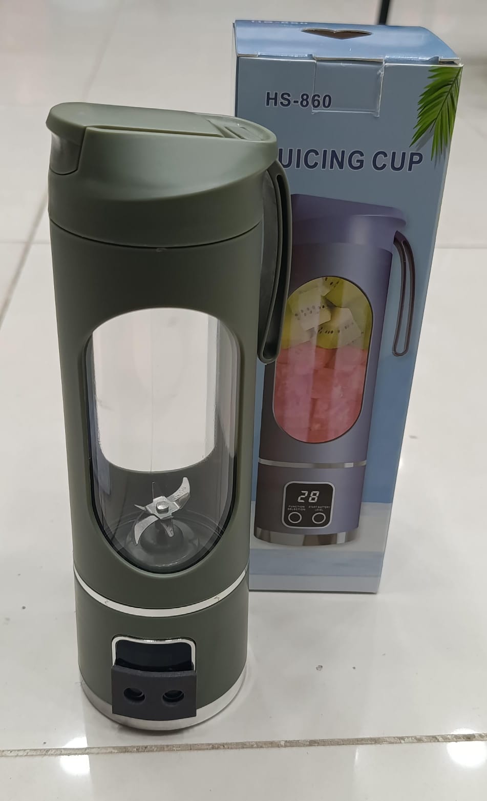 Portable USB Rechargeable Blender & Juicer �Personal Wireless Mini Smoothie Maker with Stainless Steel Blades for Shakes & Juices