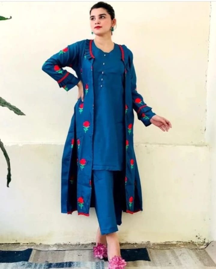 Silk Fancy Gown 3pc - small