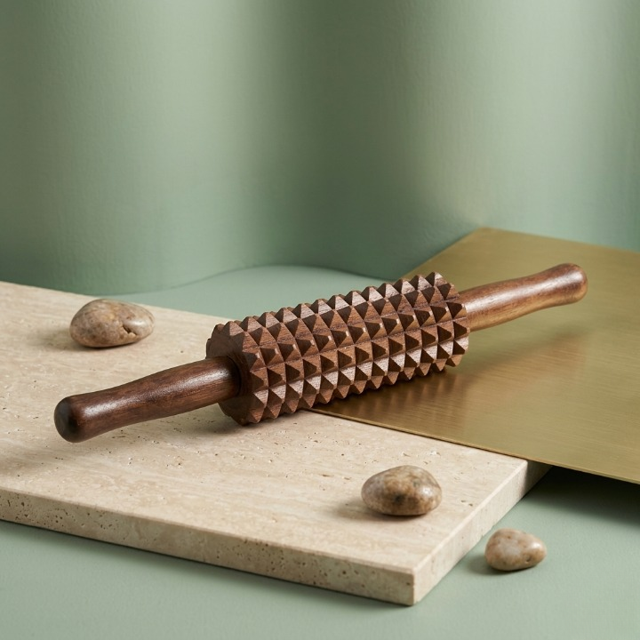 Handcrafted Wooden Thighs and Calves Massager �Reflexology & Muscle Roller