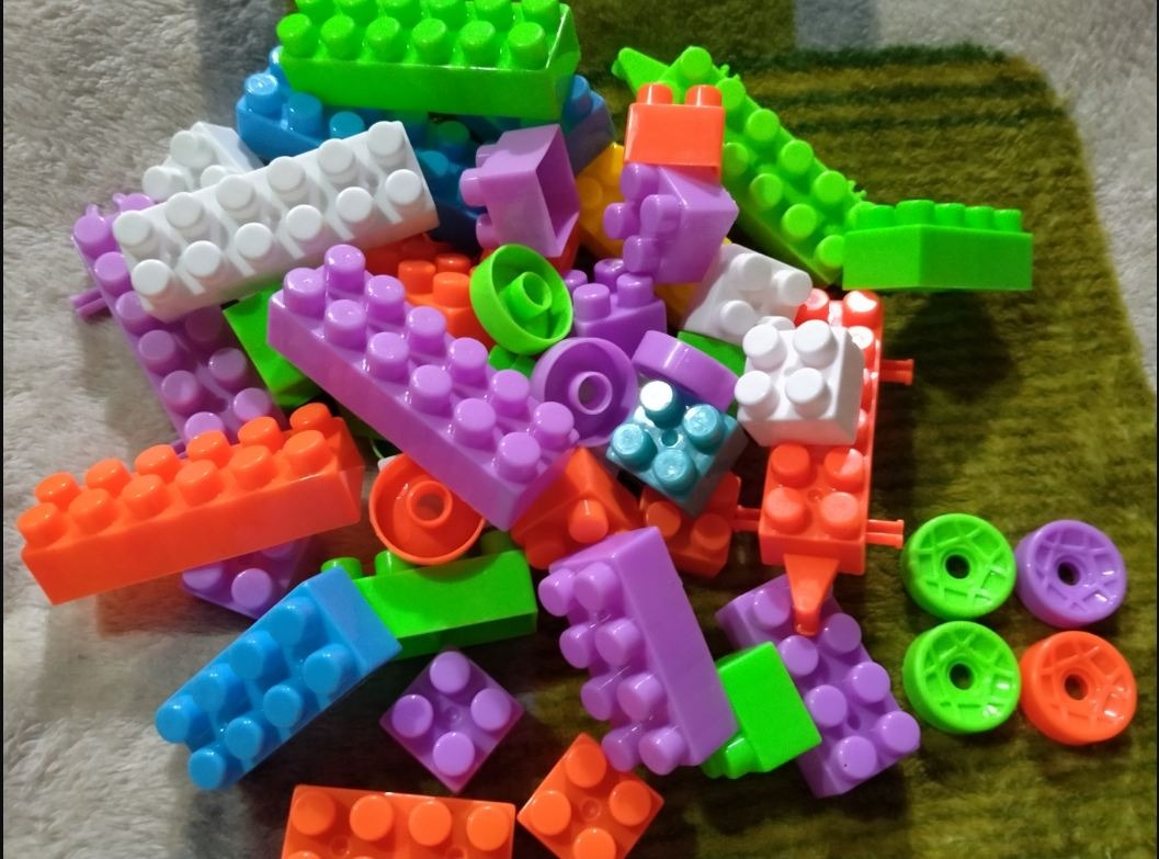 Building Blocks Toy Pack for Kids �72 Pieces Multicolor Educational Blocks, 1 x 1 Size, Durable PVC Material - Game For Kids