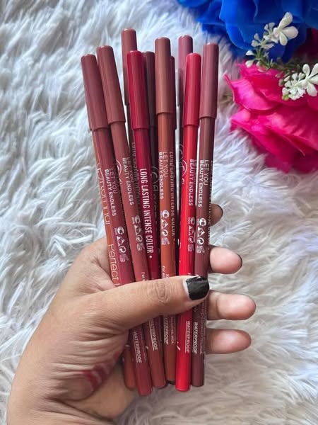 Flormar Perfect Lipliner �Long-Lasting &amp; Intense Color | Smooth Application | Pack of 12 Shades