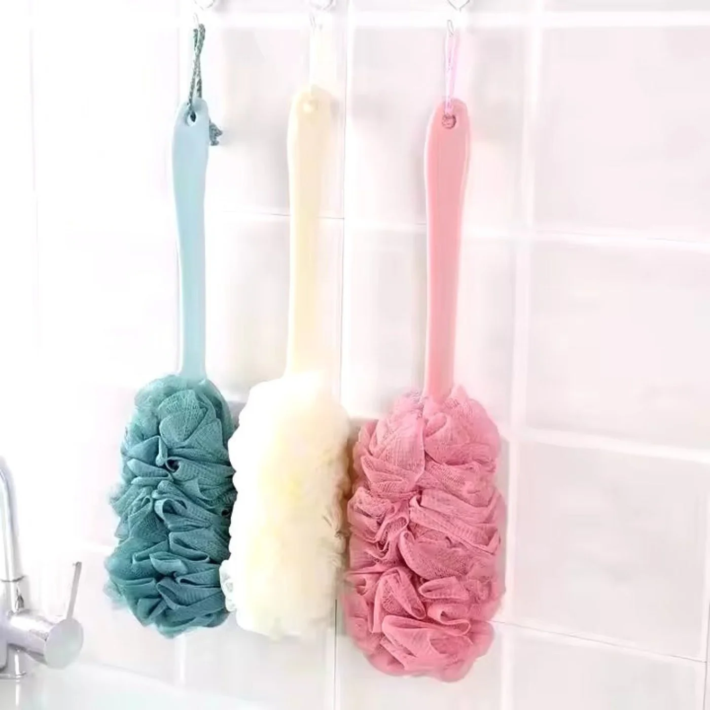 Royal's Loofah Sponge �Long Handle Shower Brush for Skin Exfoliating, Loofah on a Stick for Men & Women